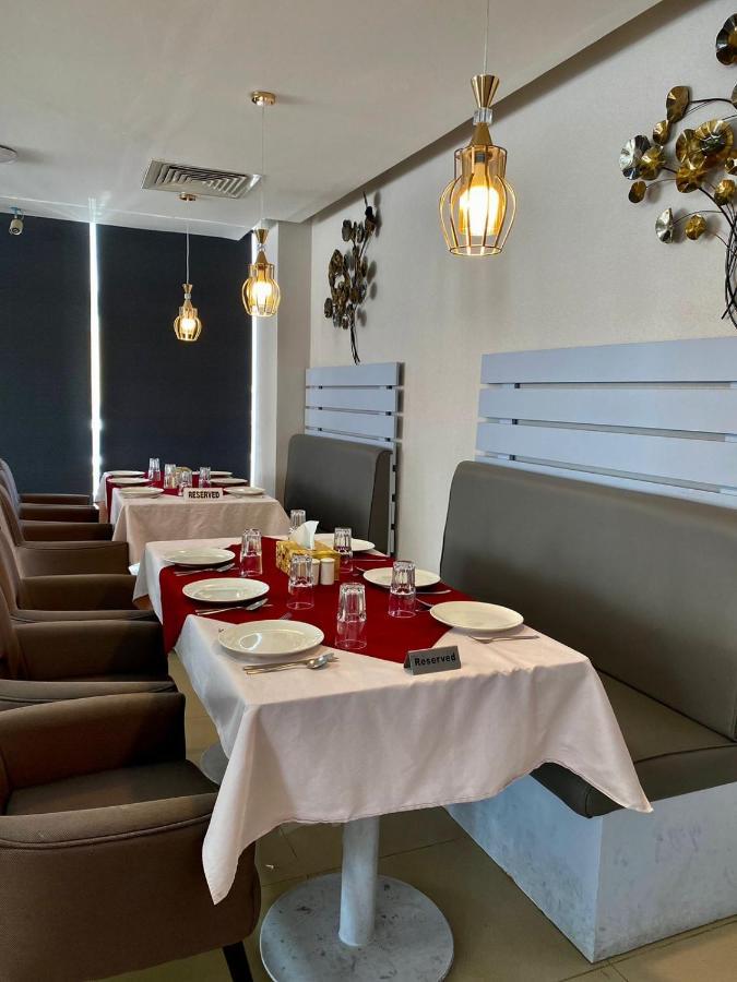 Aparthotel Savoy Grand 3*