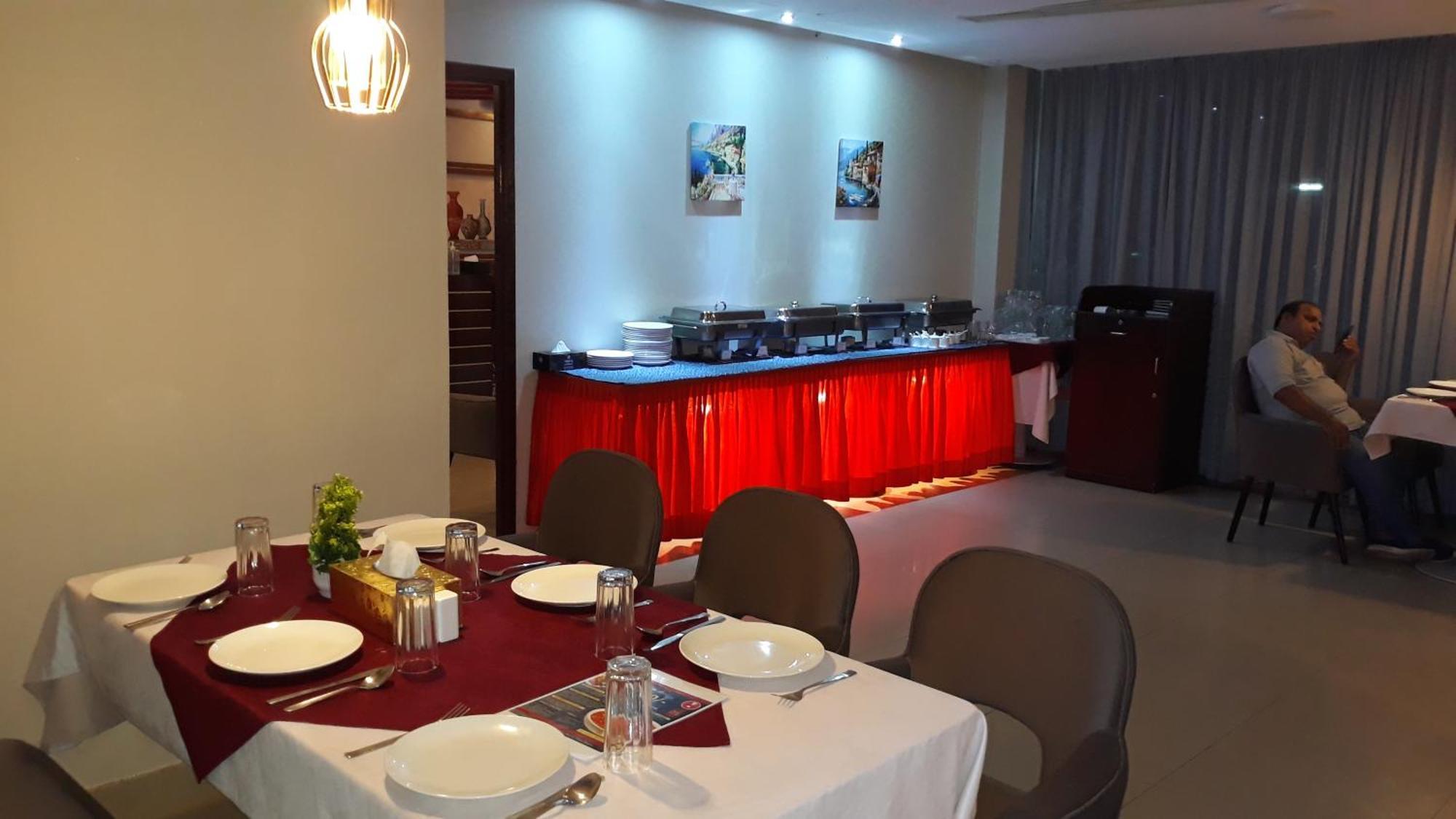 Savoy Grand Maskat